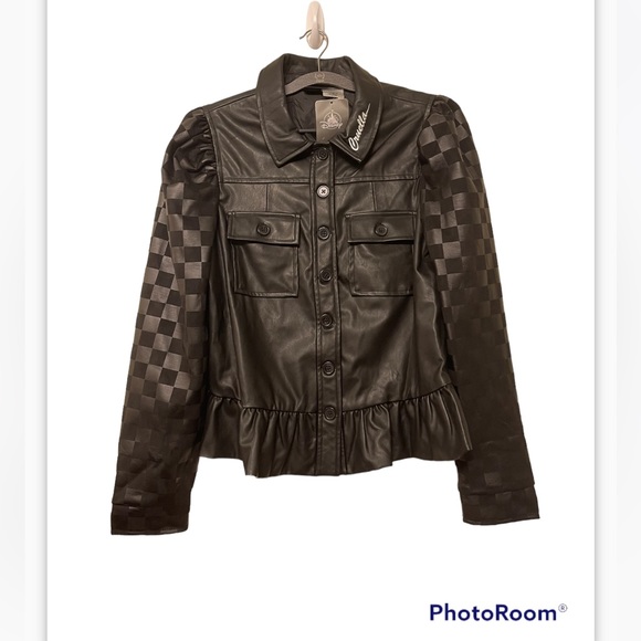 Disney Her Universe Cruella Live Action Faux Leather Jacket Large NWT